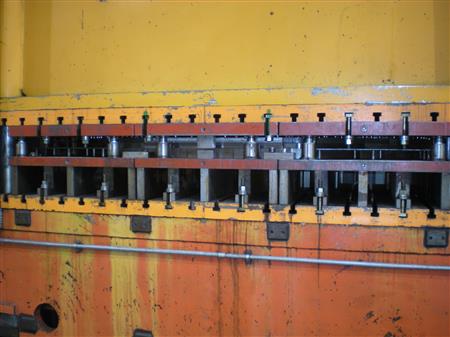 Custom 750 Ton Hydraulic Press, Machine ID: 5956
